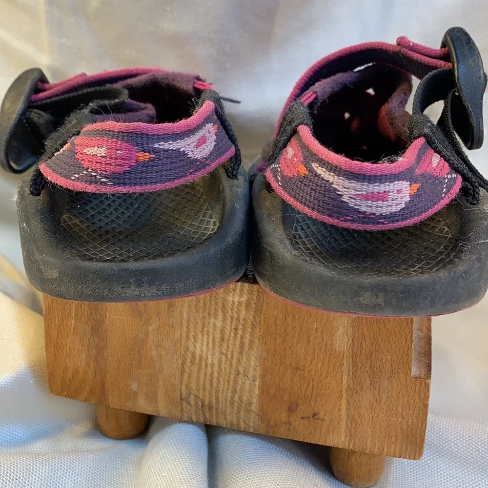 Chaco kid’s slide in/back strap wonderful shoes!